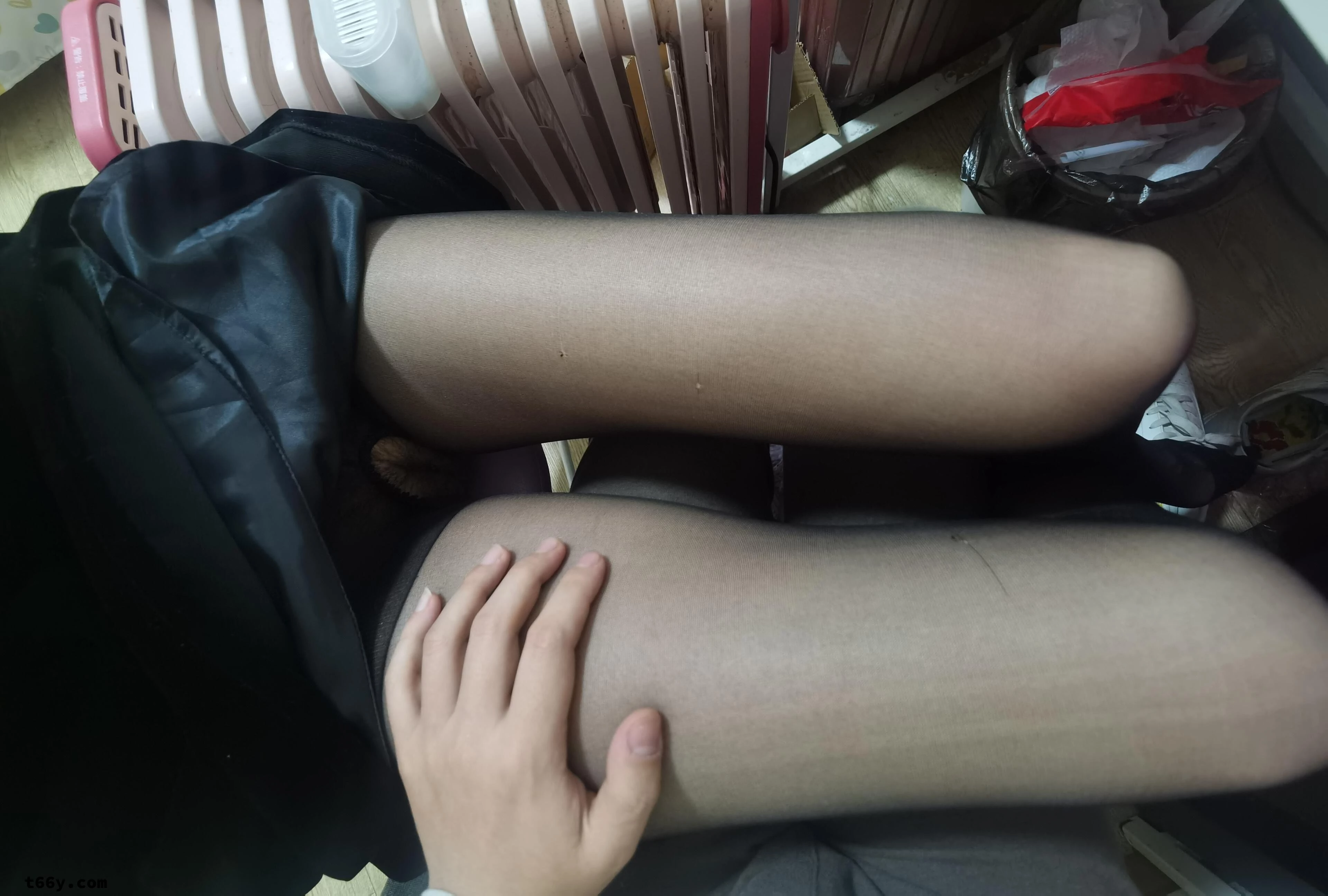 [虎哥代发]群友分享自家小女友[11P]