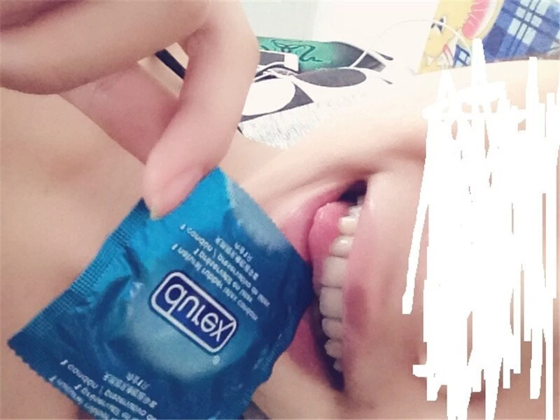 口爆粉嫩女友[10P]