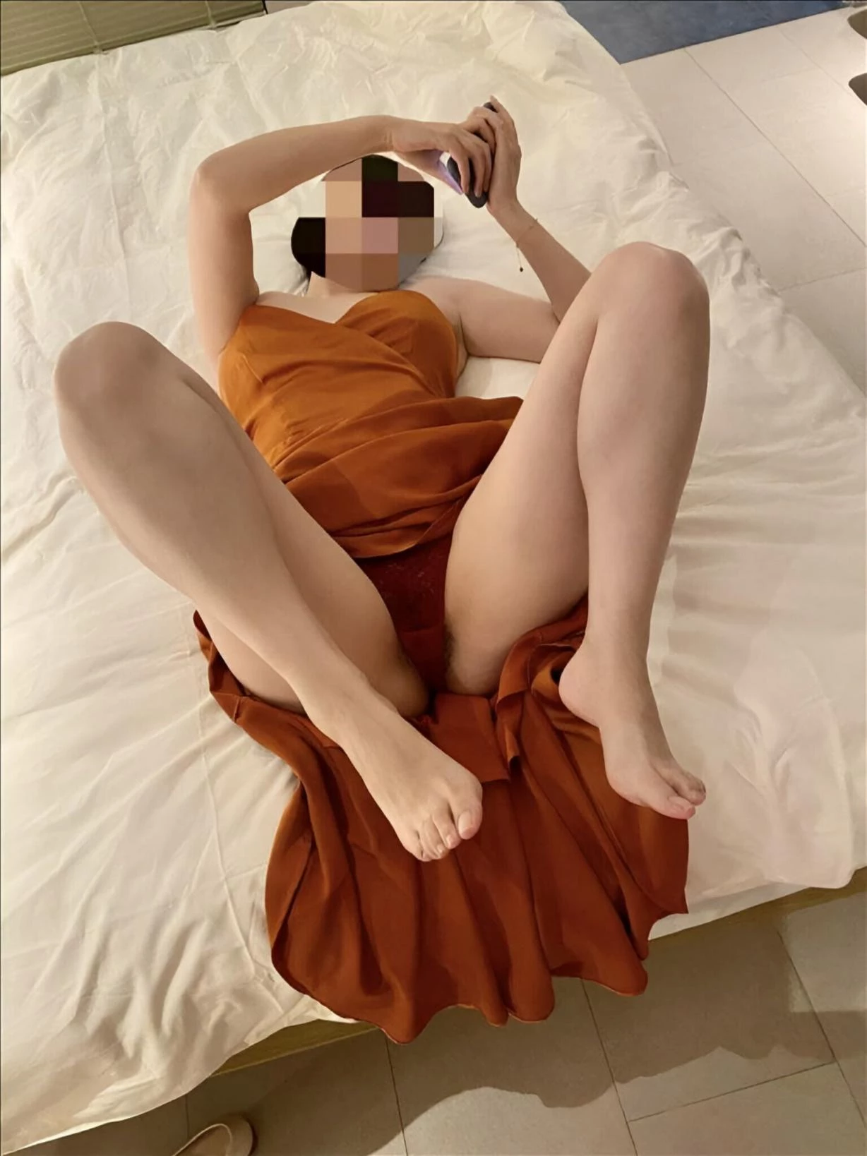 无套插入舅妈的骚逼里[30P]