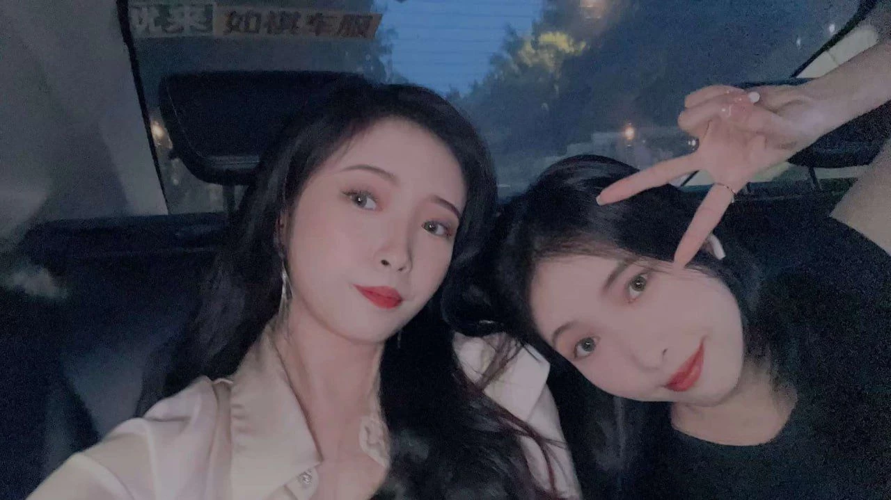 女友的好闺蜜 [10P]