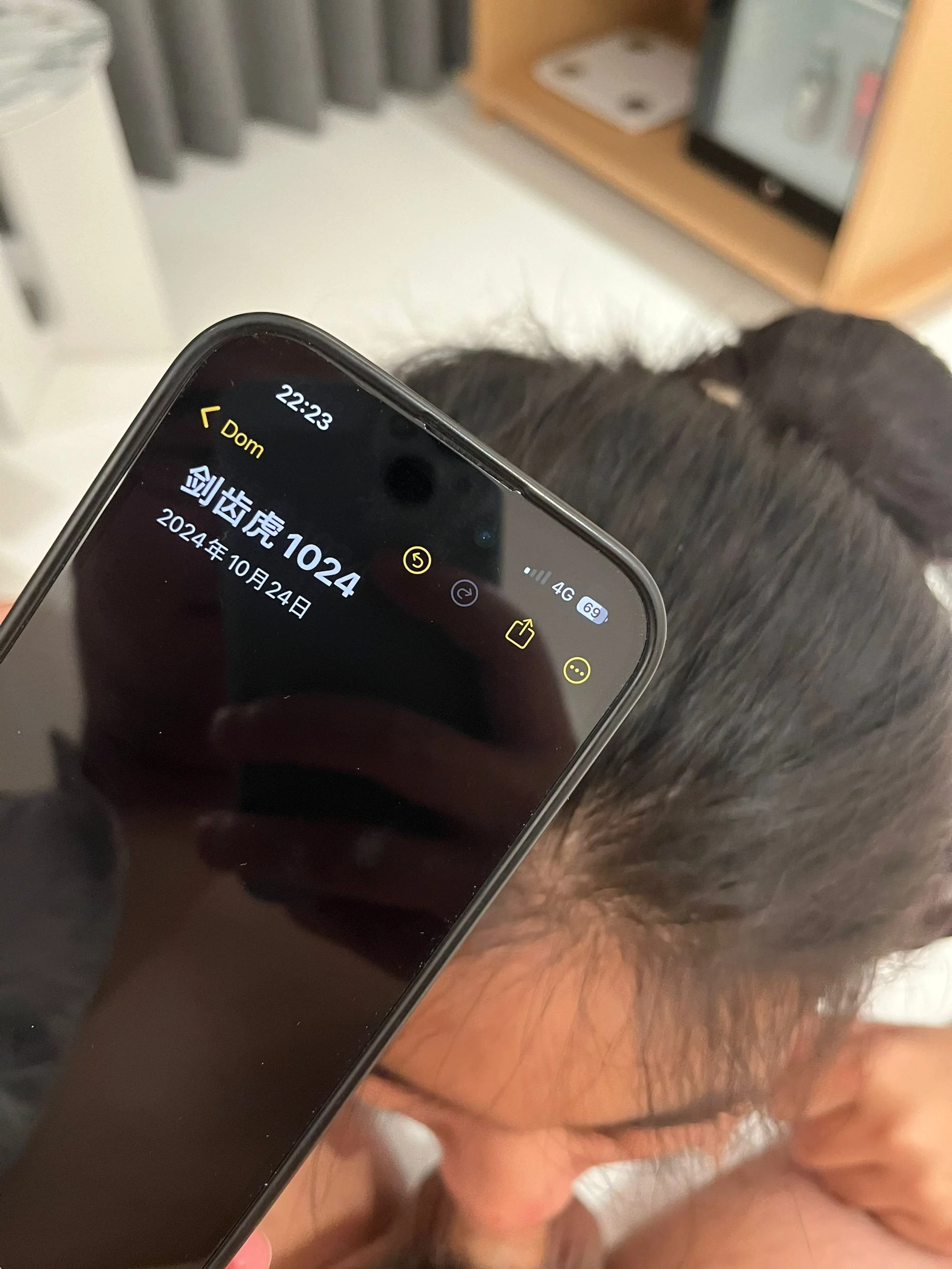 [原创]广东深圳老哥携骚母狗来袭，找单或者情侣[13P]