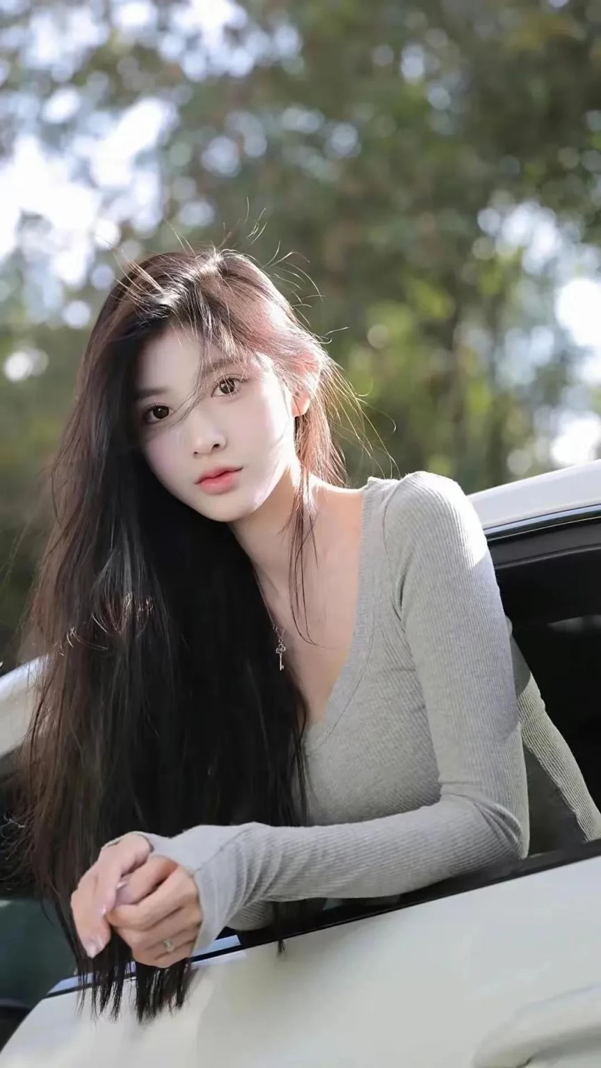 来自骚妇的顶级性魅力，真的很不错！[10P]