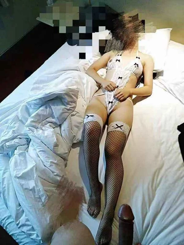 来自渔网丝袜的诱惑[30P]
