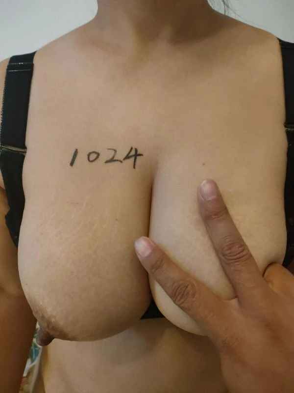 重口味熟女[18P]
