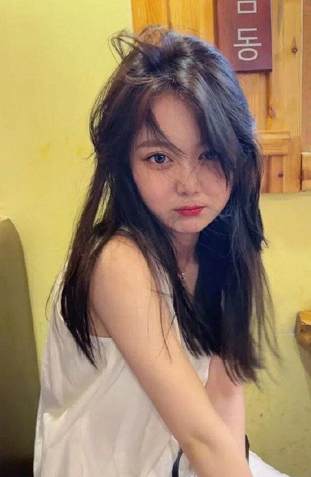 [吃瓜] 面圆圆的美女刚离开校园就被探花拿下 [21P]