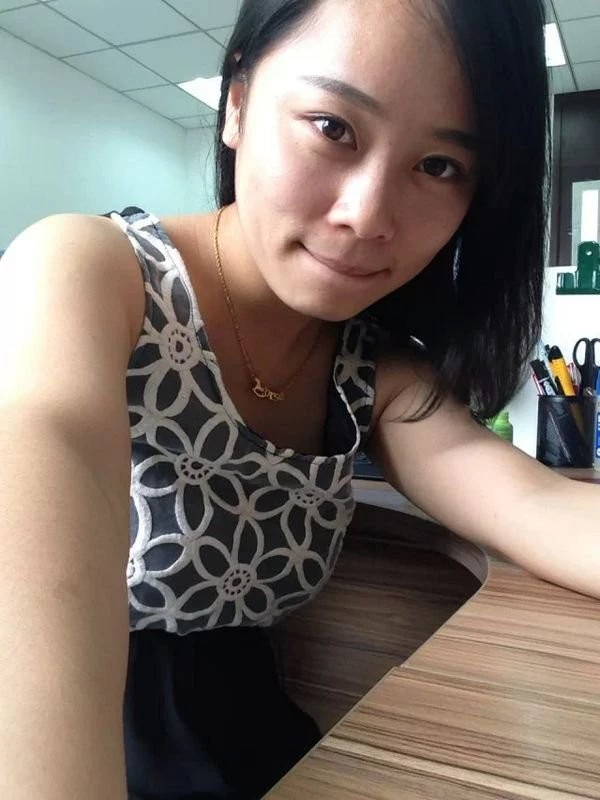 大骚货的朋友注定也是个小骚货[15P]