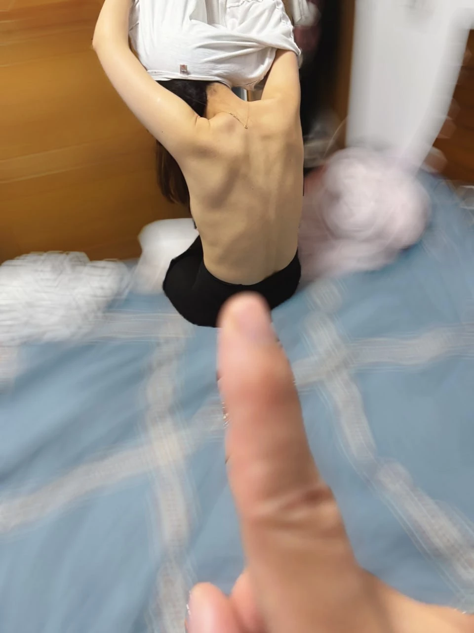 漂亮女朋友喜欢吃鸡鸡。手势认证[10P+6V][10P]