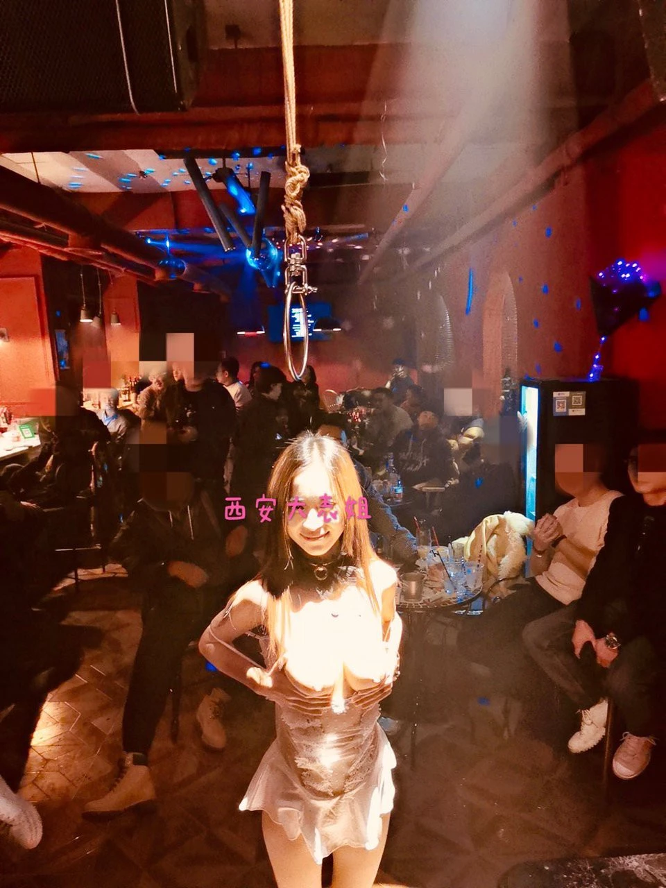 被捆绑被控制被支配被羞辱露出对于我一个标准女m是最大的恩赐和享受34P[34P]