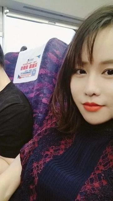 放荡的女人喷水的画面震撼 [10P]