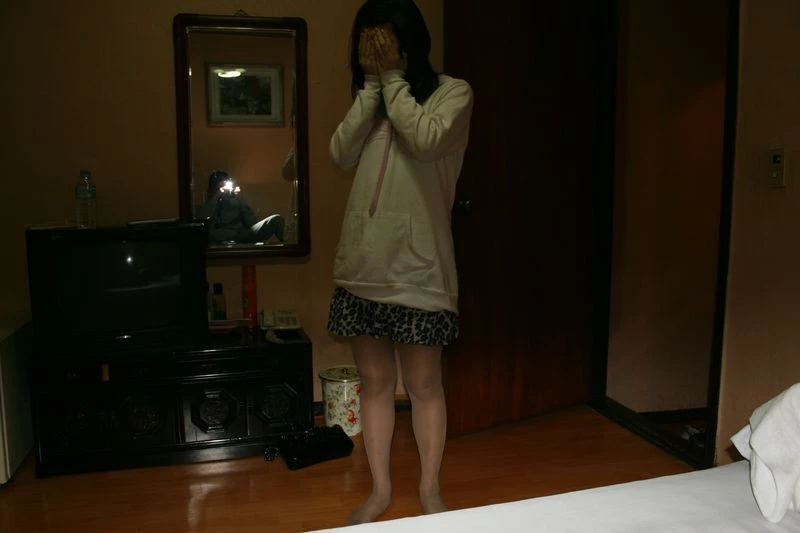 少妇的黑鲍鱼[26P]
