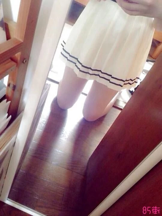 大一学妹的乳头竟然是粉红色～太神奇啦！[12P]
