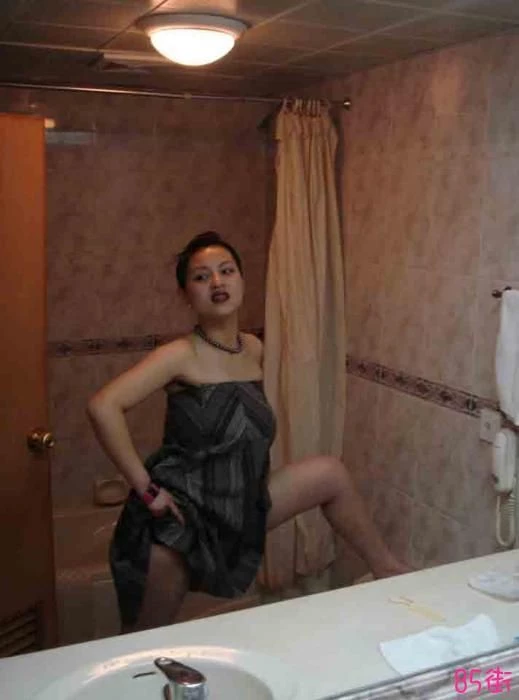 我有一个巨乳女同事[12P]