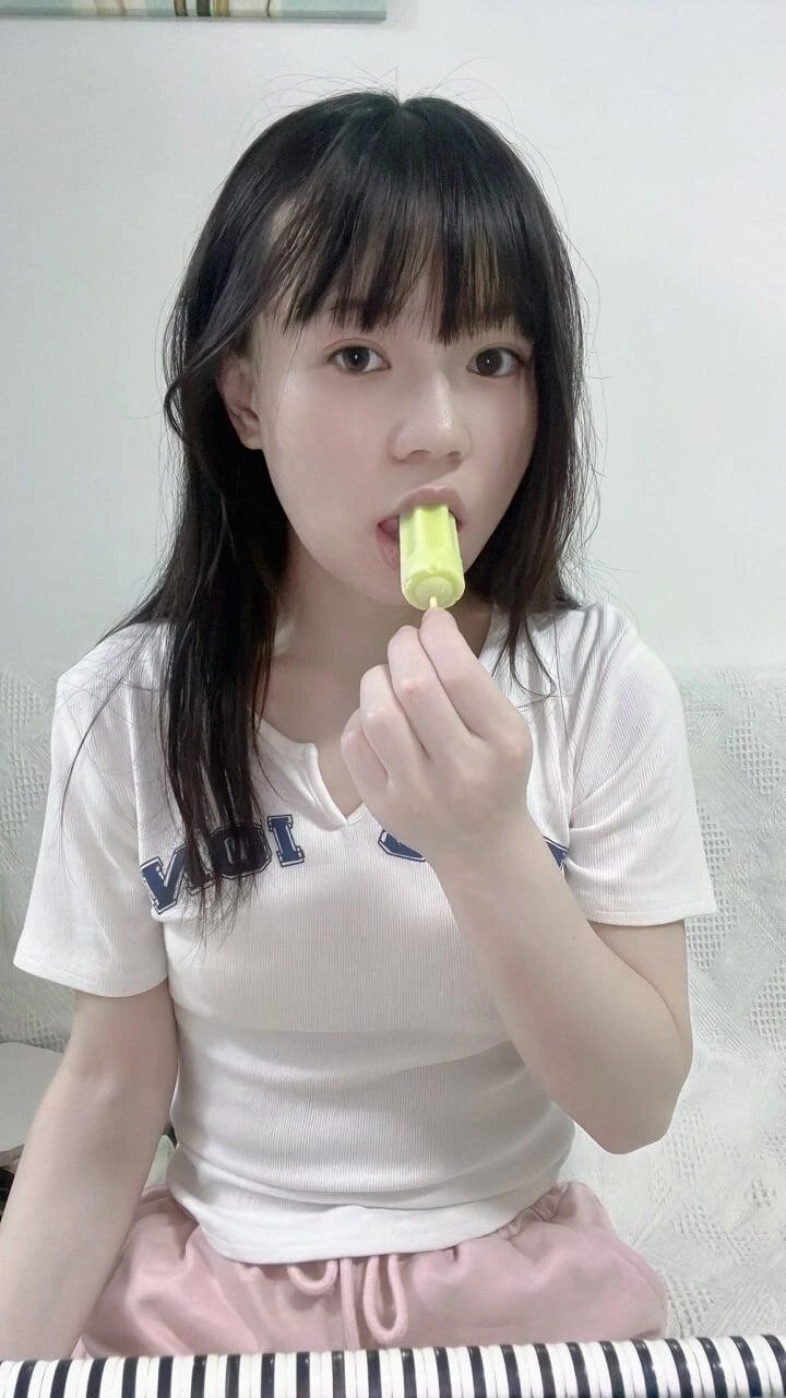 白嫩小可爱啊可真是我的最爱[22P]-[22P]