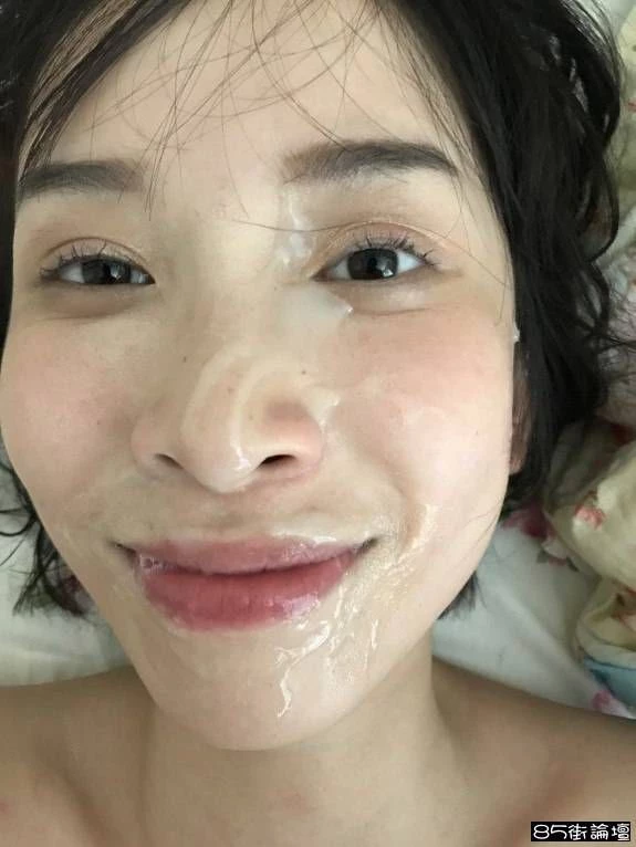 颜值很高，配合度也很高，大家流流口水吧[15P]
