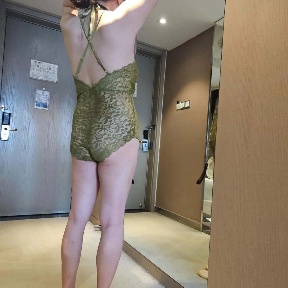 庆祝上合峰会成功召开 新鲜出炉一组绿色情趣内衣[30P ][31P]