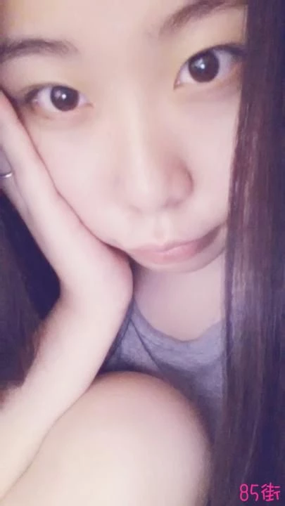 我的大学女友，各种迎合我，超嫩[30P]