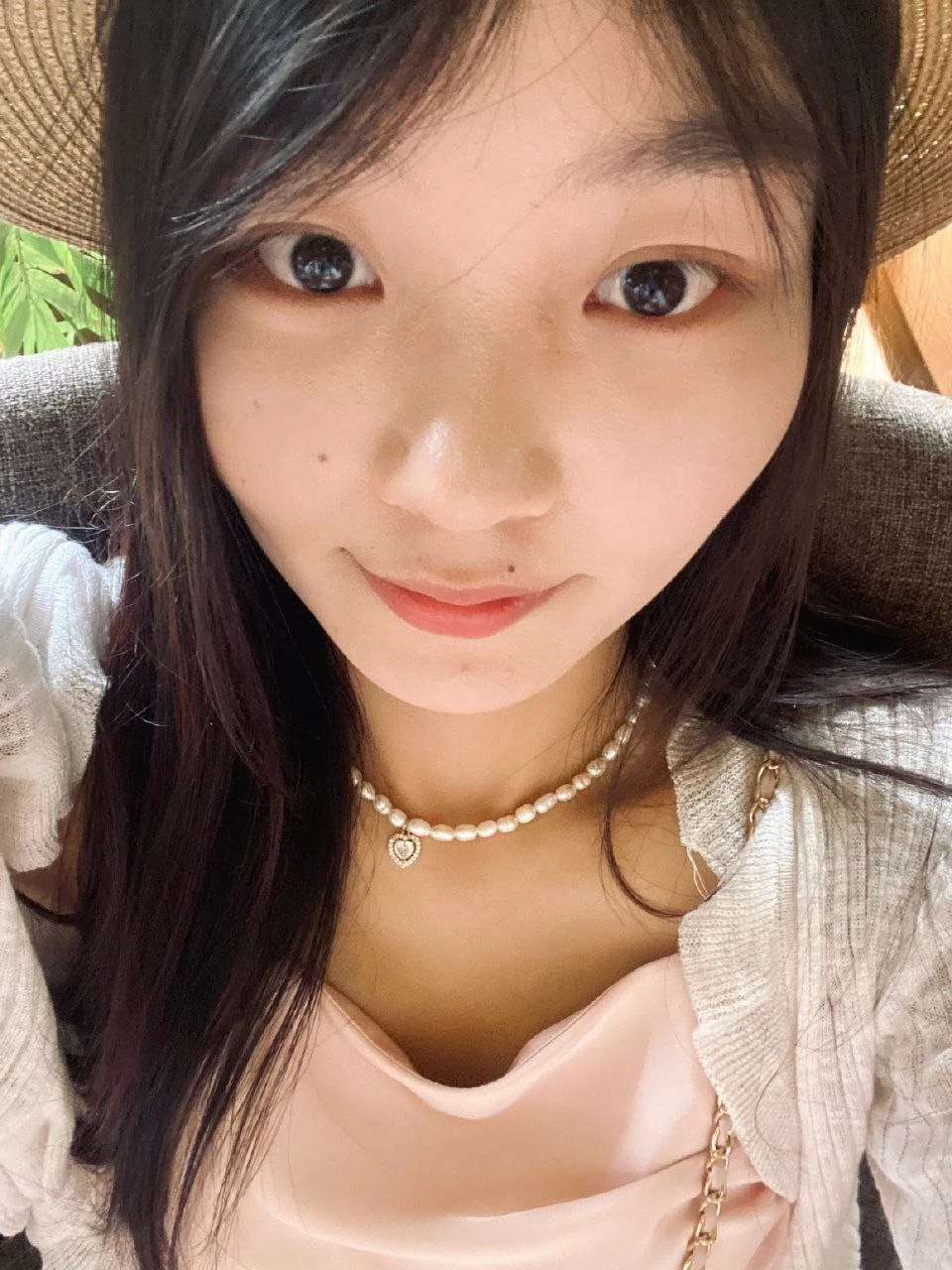 干干净净的学生少女 [16P]