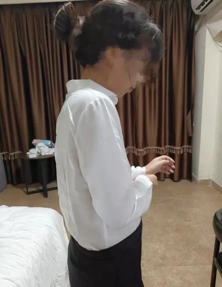 丰臀少妇放纵的一天[24P]