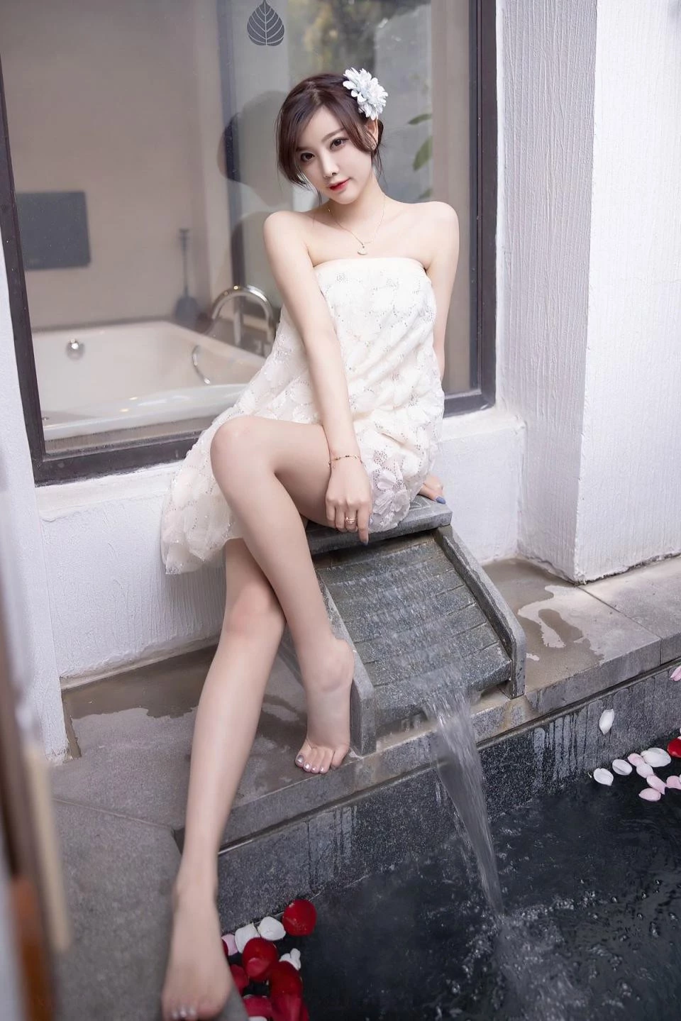 一池春水一个美人杨晨晨娇嫩肌肤柔美动人[43P]