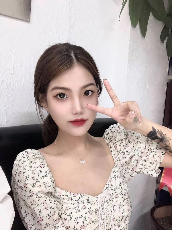 带有纹身的美女技术不错[10P]