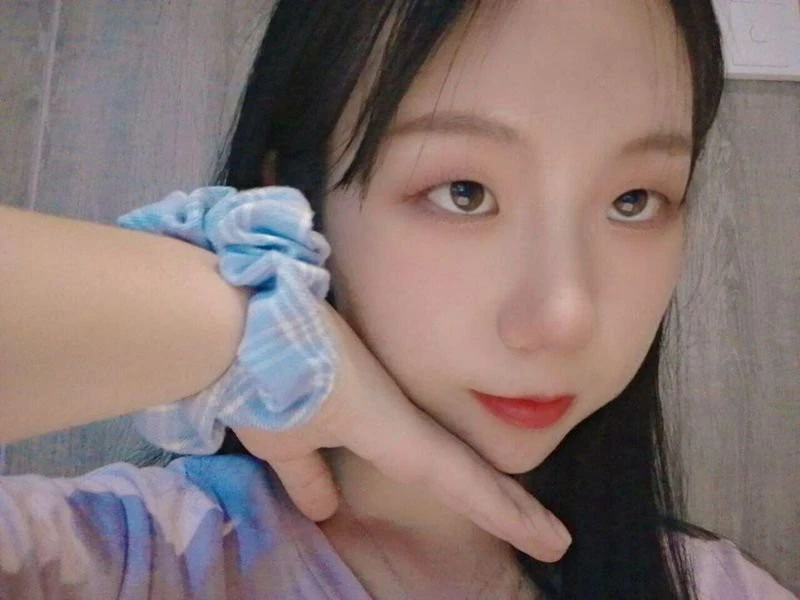 小萝莉扣给你看[18P]