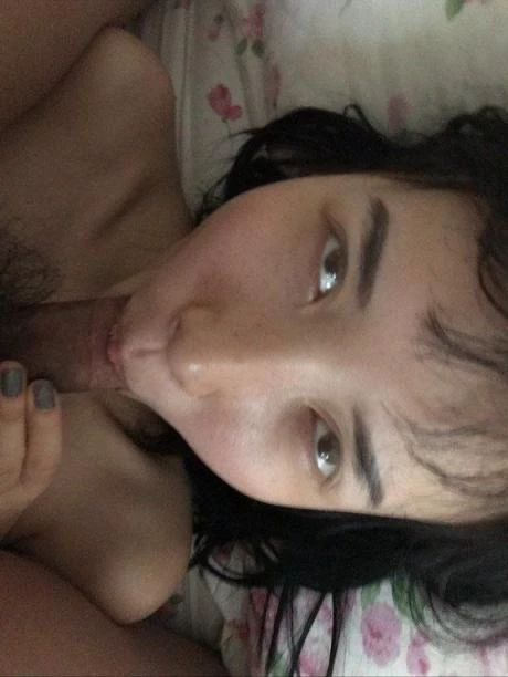 可爱的良家少妇[24P]