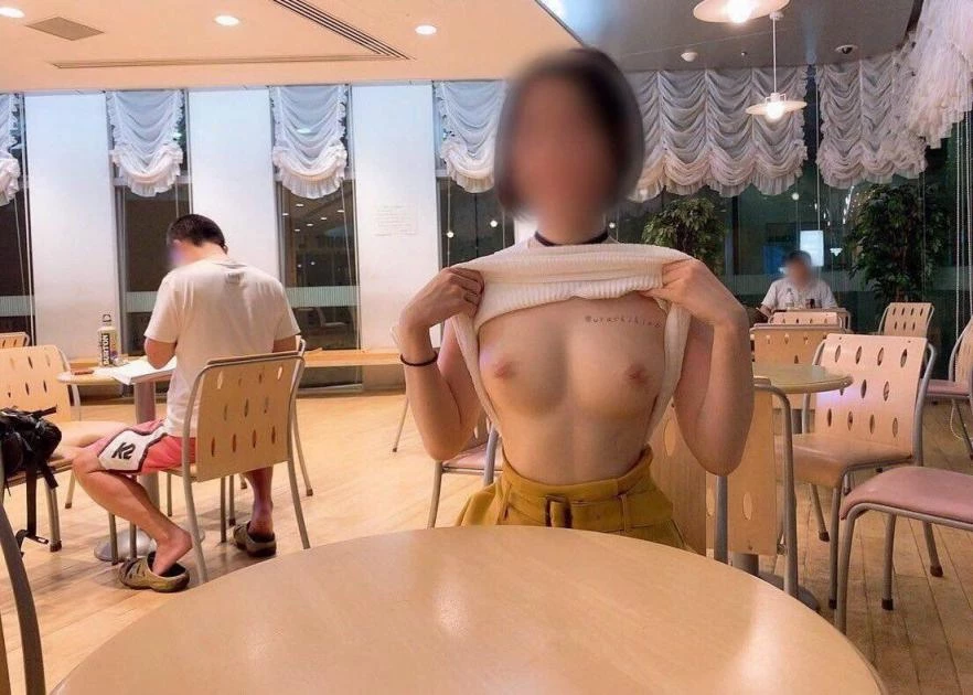 小嫩妹［30P］