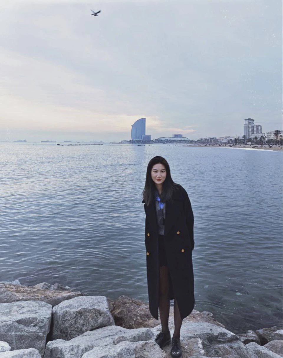 这样的魅力人妻人人爱 [10P]