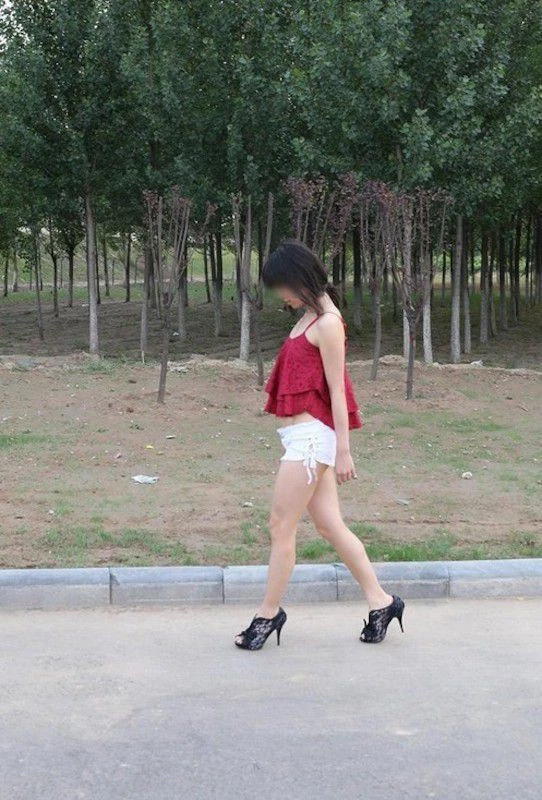 Mynameis马路裸行者[20P]