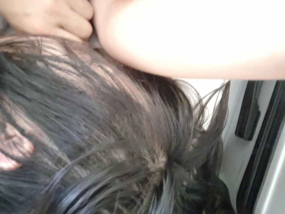 坐火车卧铺的艳遇，亲了摸了，但我没敢插入[6P]