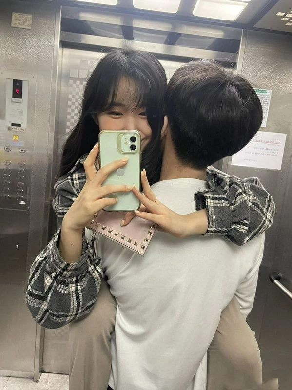 一名楚楚动人的美女[16P]