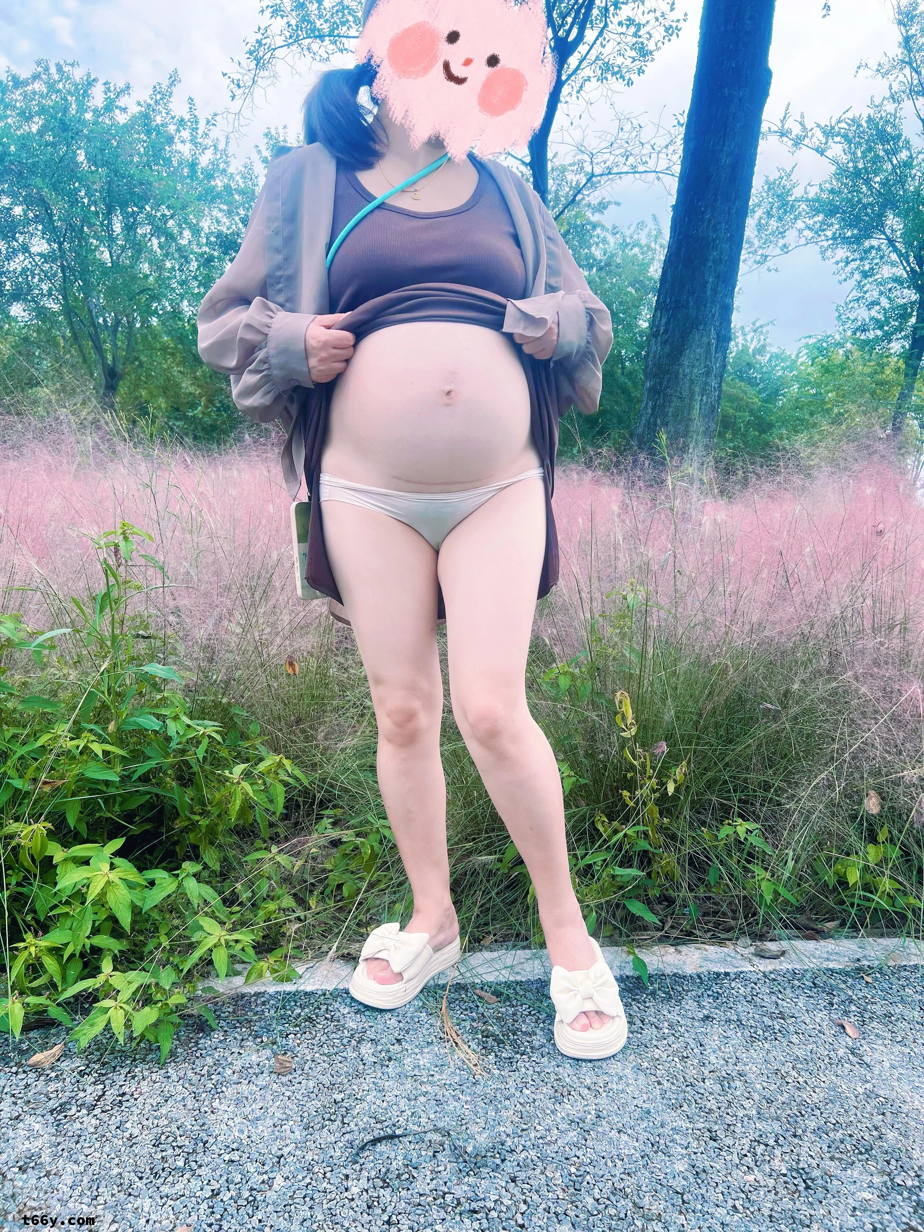 [原创][手势验证] 怀孕老婆第一贴，她怀孕时，不同阶段的露出照片 [39P]