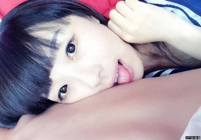 嫩妹是喜欢同你做材有高潮[23P]