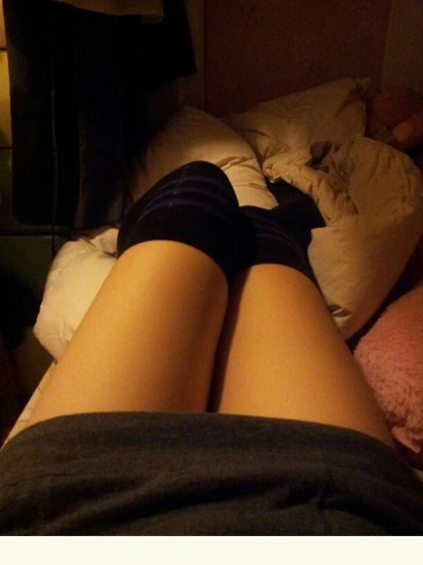 爱自拍的小胖妞[20P]