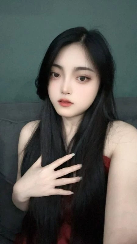 成都顶级反差婊被金主包养，这大屁股上的纹身，太可爱了[39P]