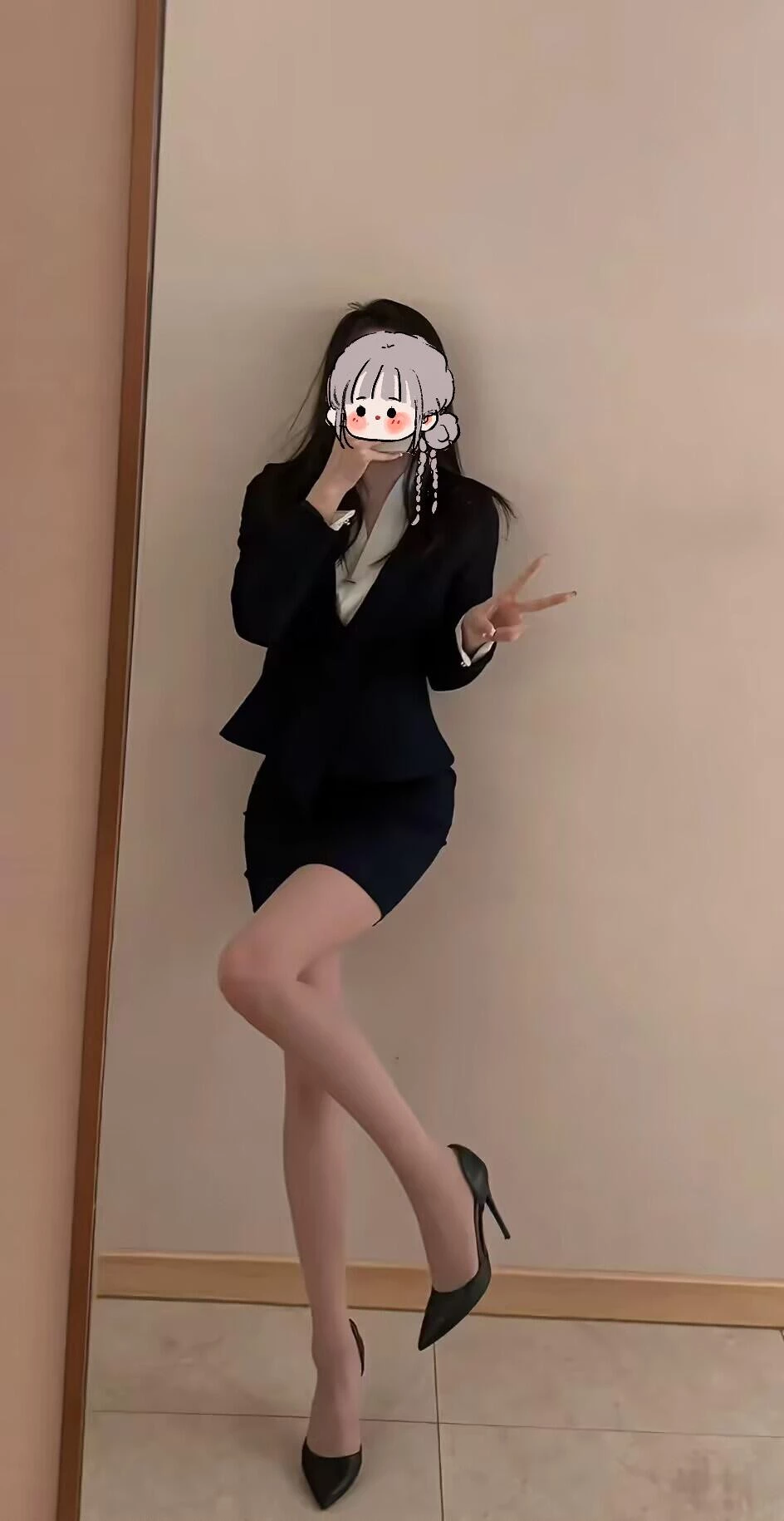 天气晴的反差模特娇妻喜欢SM[19P+13GIF][26P]