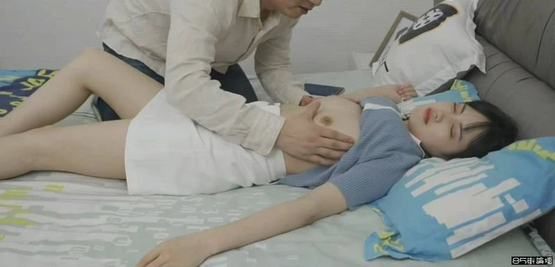 激情做爱戚小怜[12P]