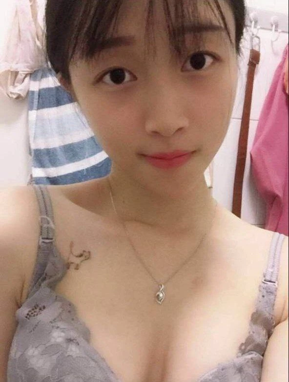 清纯小女爱口服 [12P]