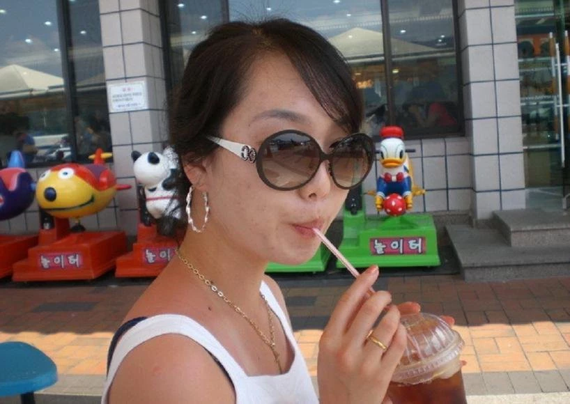 长得挺漂亮的少妇[19P]