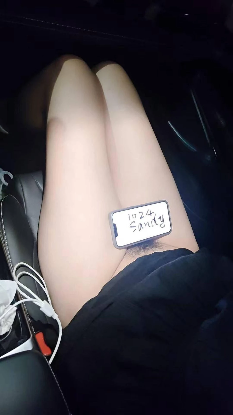 520特刊，喜欢吗 特地拍给你看的———0759 SANDY -原主ID：小小小饼干 [20P]