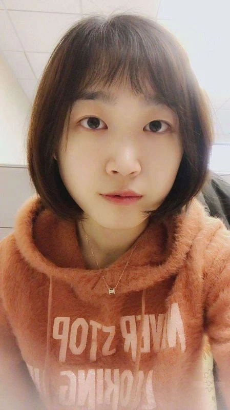 苗条小少妇[20P]