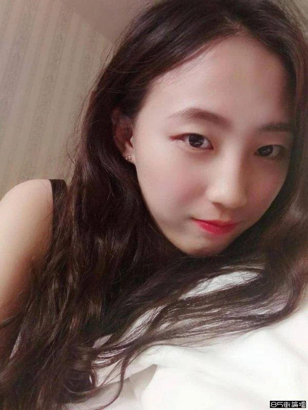 您的小母狗已上线露脸[10P]