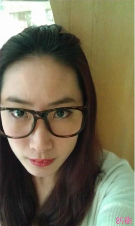 和女友分手后用淫照来报复[12P]