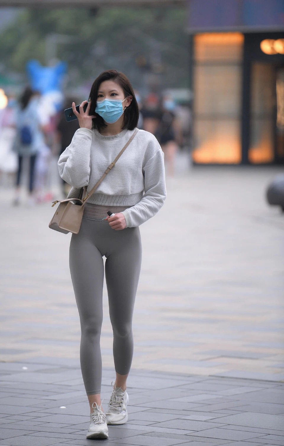 小妖精，你好紧啊！第一[30P]