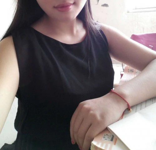 羞涩的学生妹妹[13P]