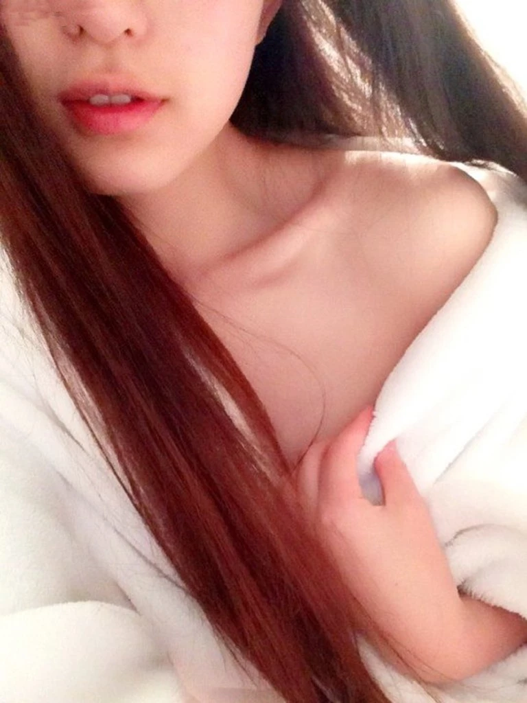 性感的骚妇口服看着挺不错的［18P］[19P]