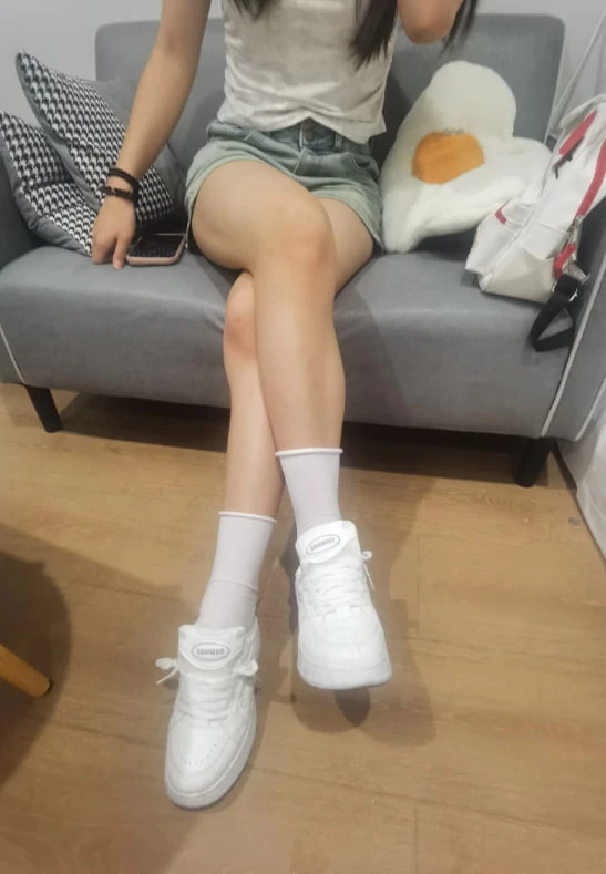 仔细观察 认真鉴别 坚决不要精虫上脑 小头控制大头 送给春节期间即将要相亲的、约炮的各位朋友，世道不纯洁，妹子也不再单纯，且操且小心[17P]