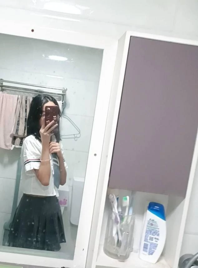 学生的自拍 [10P]