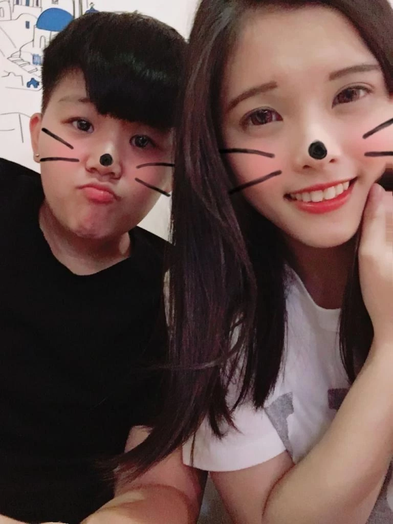 女同拉拉蕾丝玻璃 [22P]