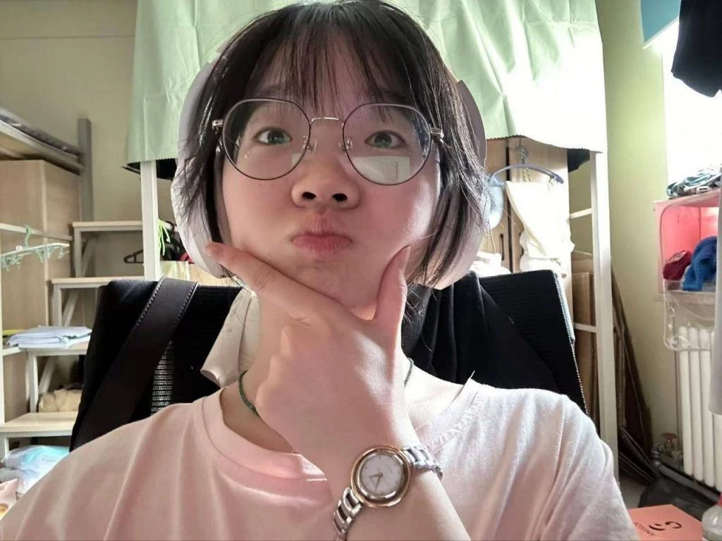 清秀小可爱［24P］